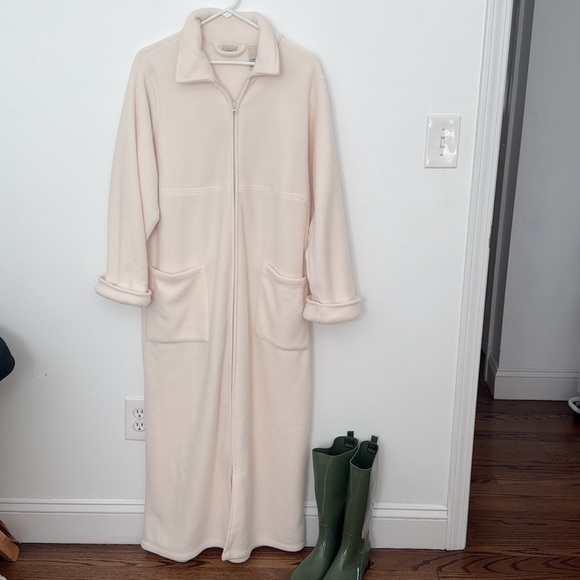 L.L.Bean Long Fleece - Picture 3 of 6